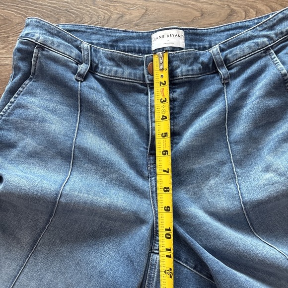 Lane Bryant Signature Fit Wide Leg Mid Rise Center Stitch Jeans Blue Denim Sz 14 - Picture 7 of 12